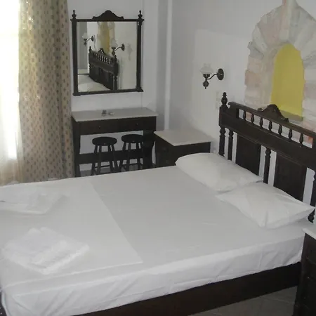 Maistrali 3* Parikia (Paros)